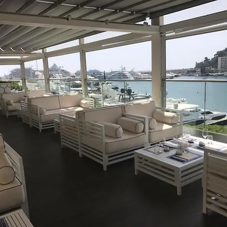Miramar Hotel 3*