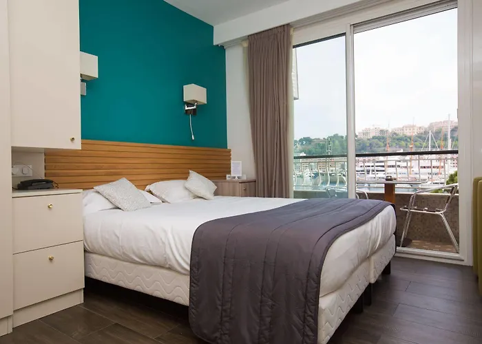 Miramar Hotel