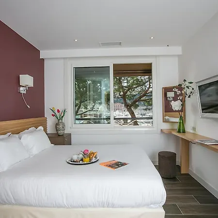 Miramar 3* Monte Carlo