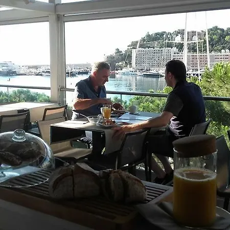 Miramar 3* Monte Carlo