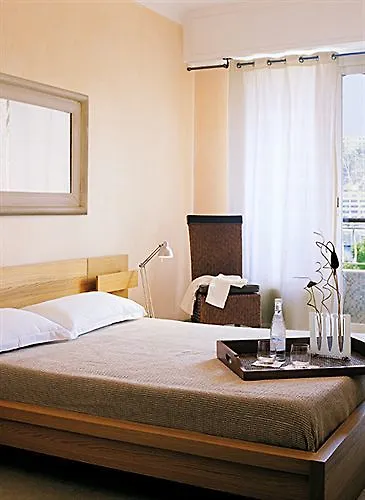 Miramar Hotel 3*